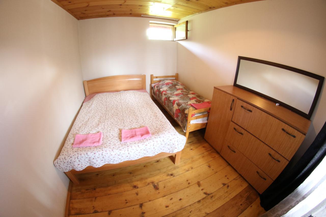 Guest House Keti Margiani Μέστια Εξωτερικό φωτογραφία